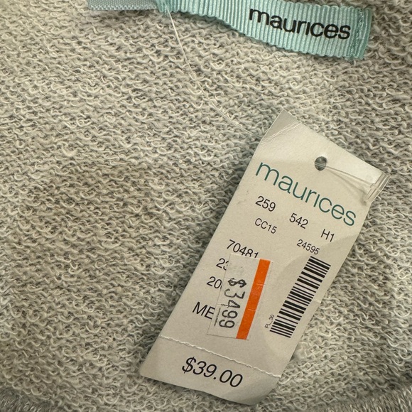 NWT Maurice’s Gray and Pink Patterned Women's Sweater Size M  Cozy - Picture 6 of 6